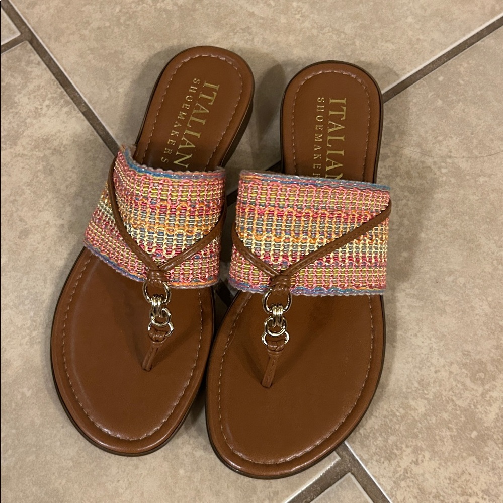 Like NEW Italian Shoemakers 6 Tan Sandals with Colorful Woven Strap